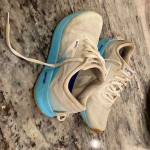 Womens Brooks running shoes size 8